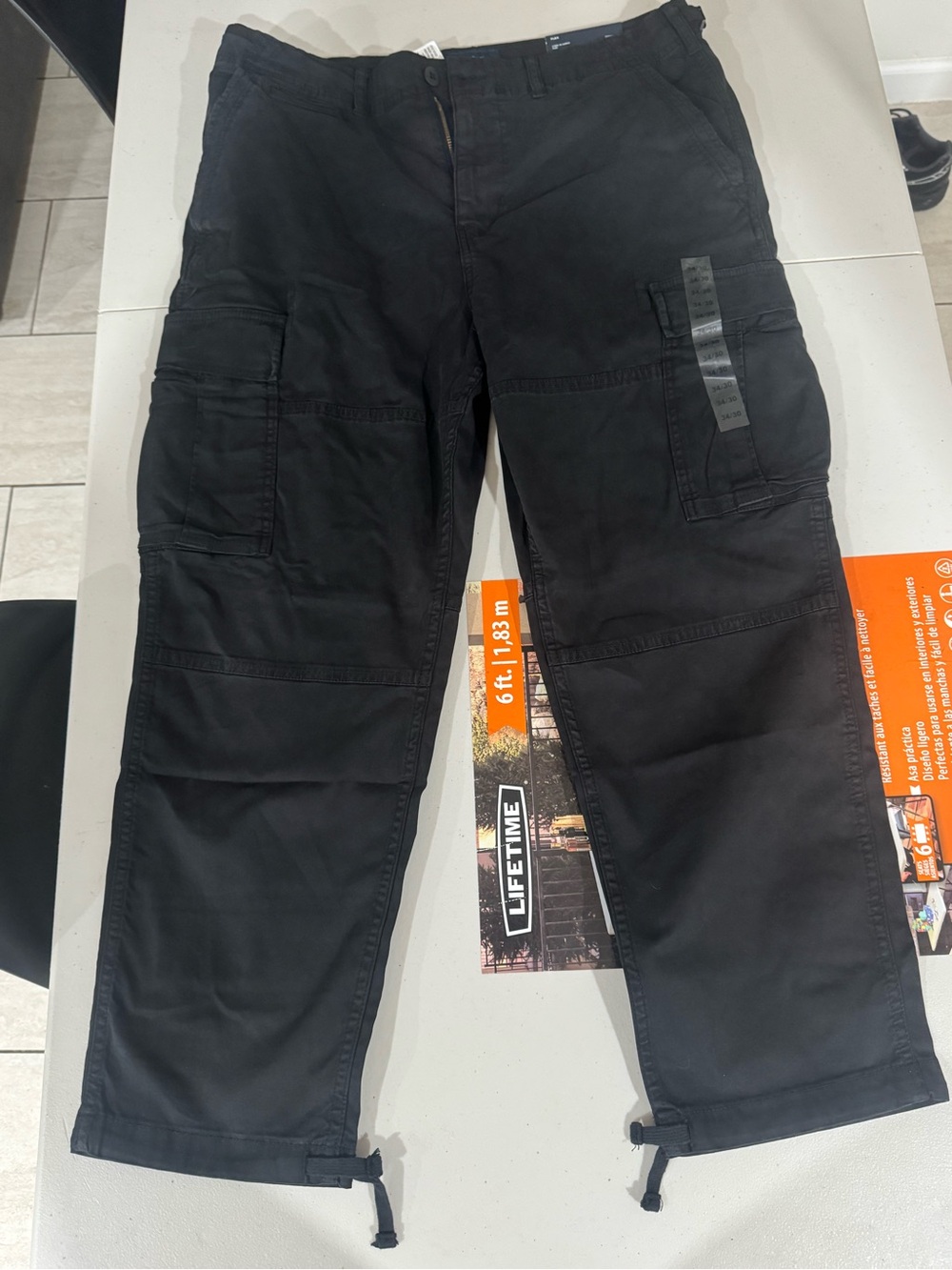 American Eagle Outfitters Black Cargo Pants - Utility Style